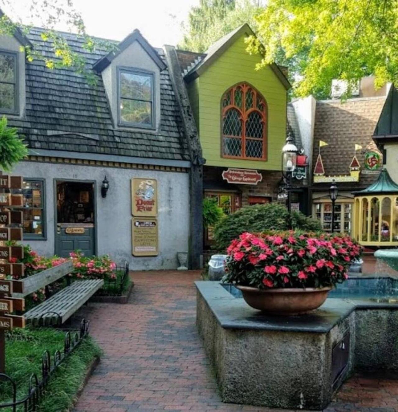 Gt307 Romantic Condo Downtown Gatlinburg & Pool Kültér fotó